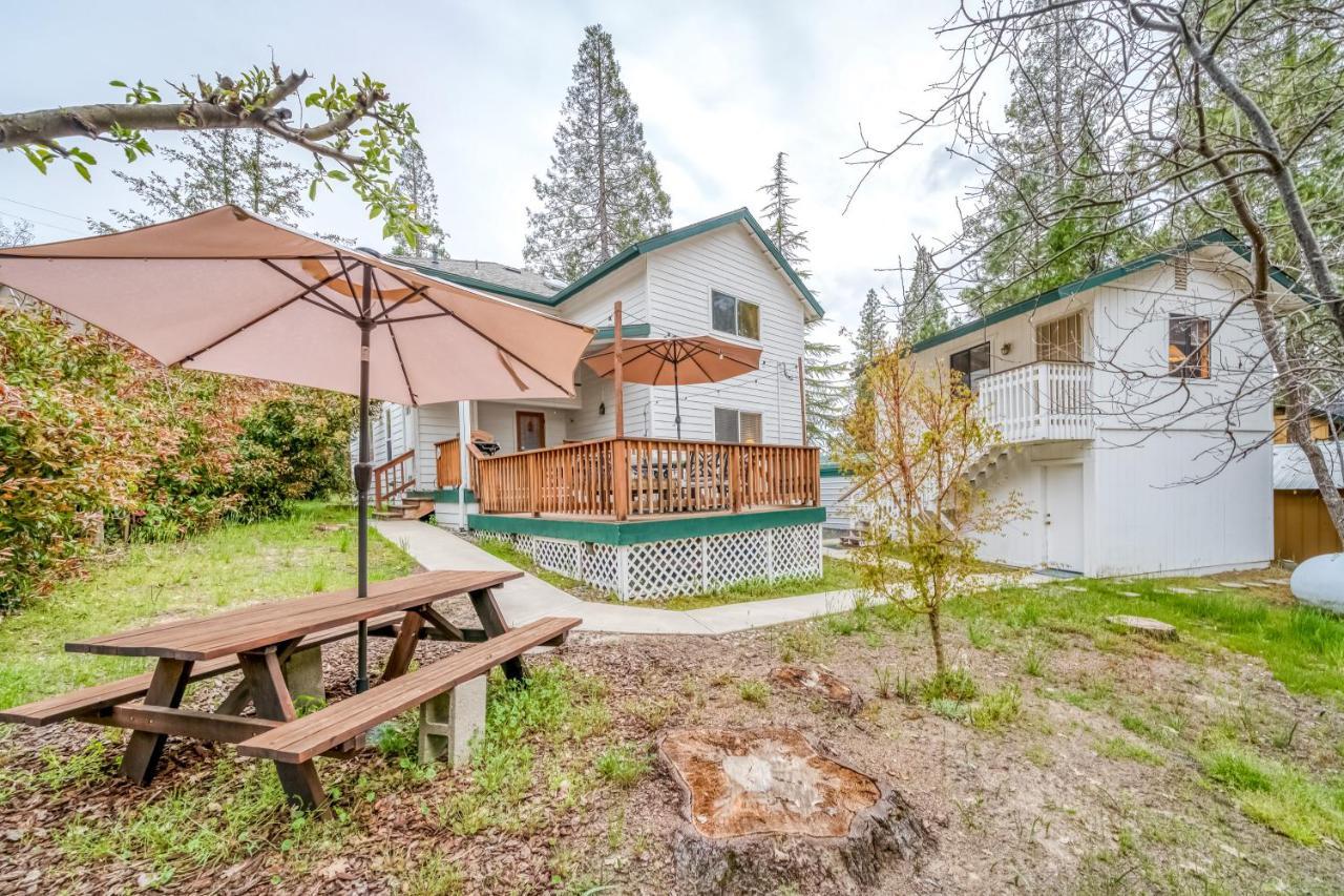 Black Bear Cabin บาสเลค ภายนอก รูปภาพ
