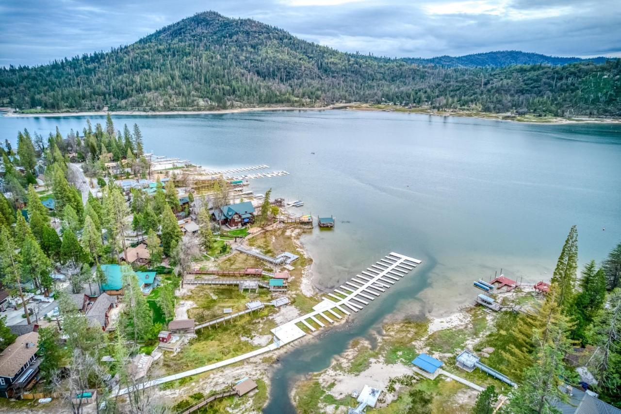 Black Bear Cabin บาสเลค ภายนอก รูปภาพ