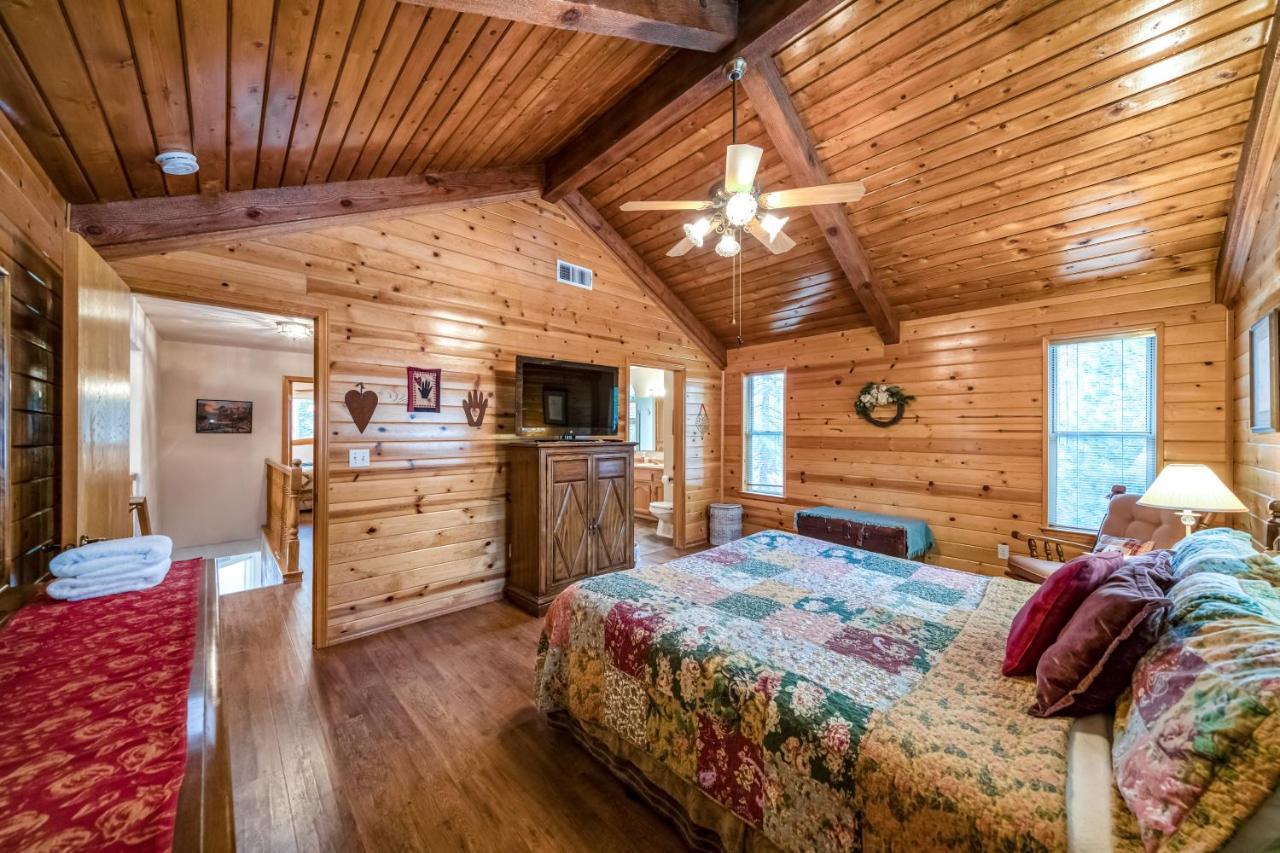 Black Bear Cabin บาสเลค ภายนอก รูปภาพ