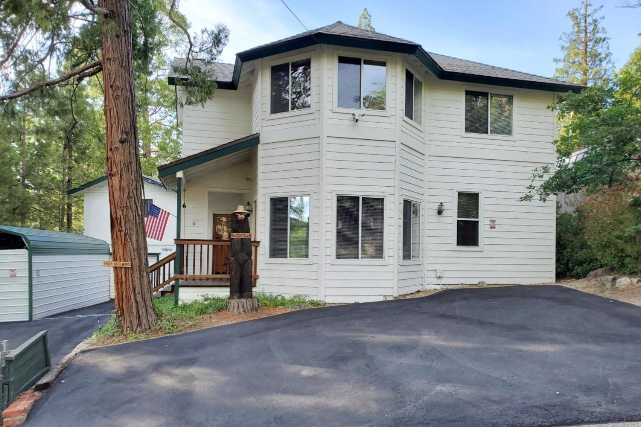 Black Bear Cabin บาสเลค ภายนอก รูปภาพ